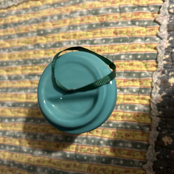 Starbucks “North Carolina” 2017  Floral Mini Cup Ornament with Blue Lid NWOB - Picture 2 of 3